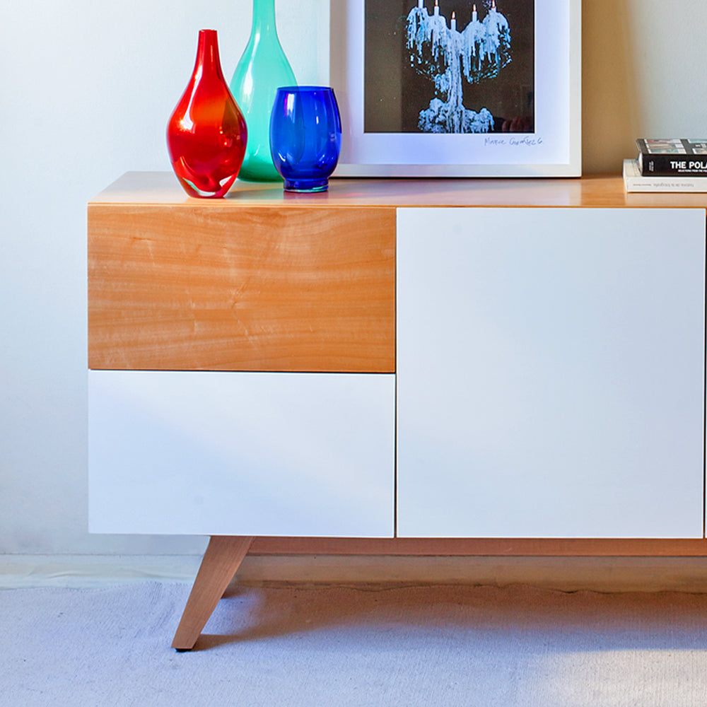 BUFFET SALAR MADERA Y BLANCO 140 cm