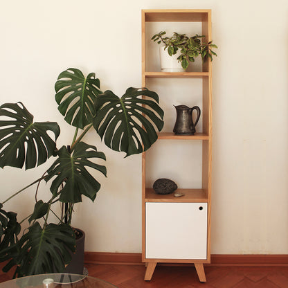 LIBRERO JUNCAL CON PUERTA BLANCA EN MADERA NATURAL